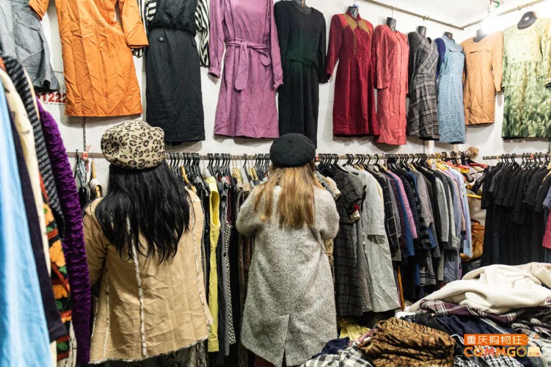 解放碑二手衣服市场,解放碑红鼎国际