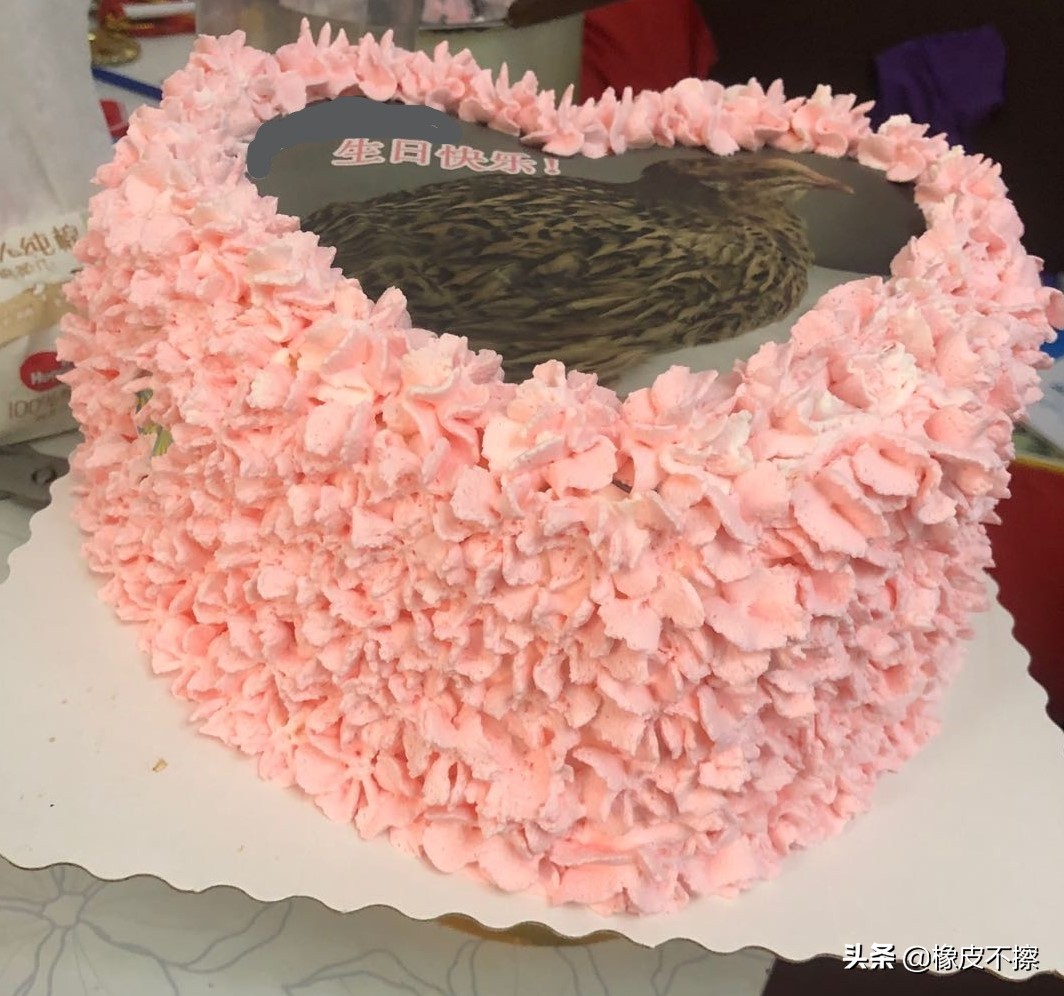 生而为妈,一个小学生的生日蛋糕能有多尬