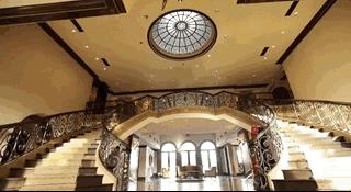 花了一千多买了个手机号,花一百万买个手机号