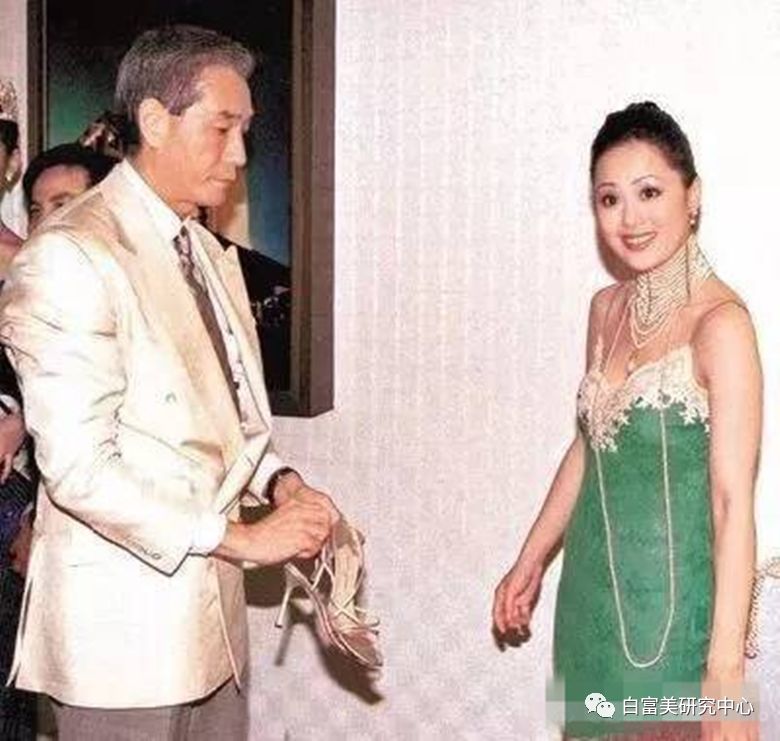 “败光”2位亿万富豪家产，名媛第一妖女，她是豪门最怕的女人