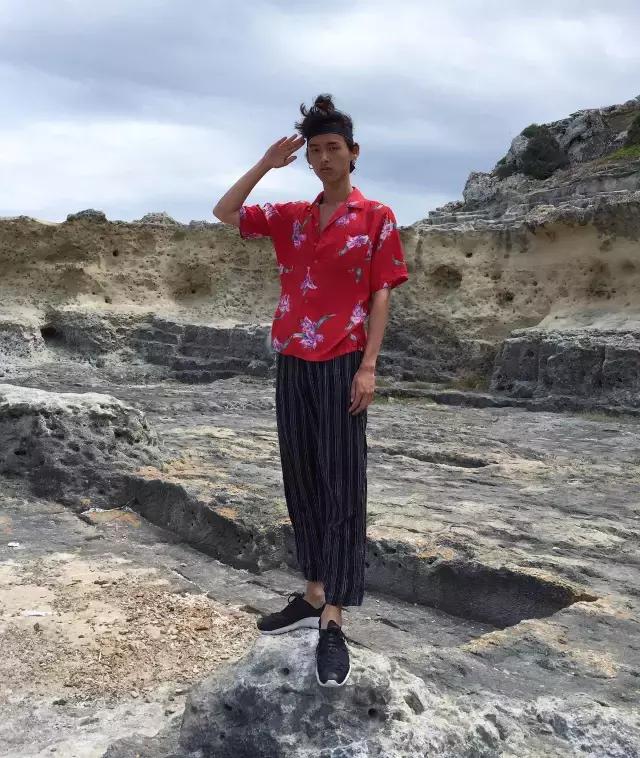 从200斤的胖子晋升到排名前八的世界超模！他是走出去的山西牛人