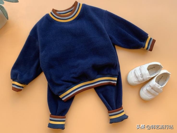 童装款式流行趋势调查,看好韩版童装的个性与活力