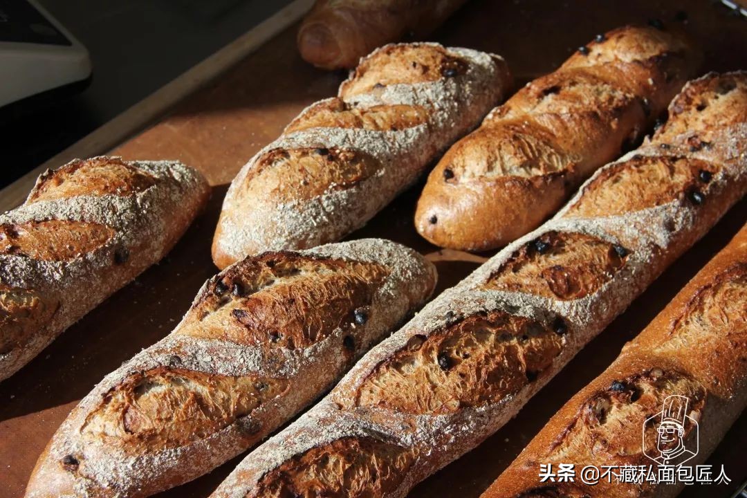 黑麦法棍的正宗做法与烤法,黑麦法棍