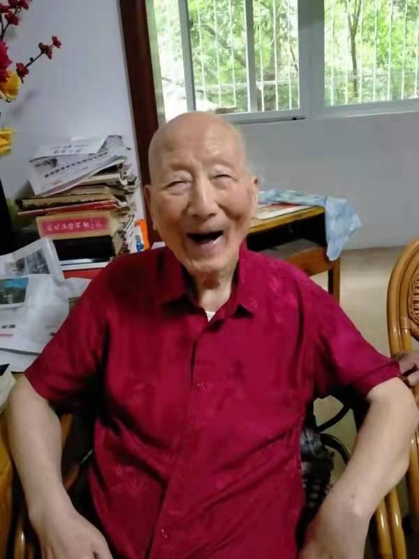 伏牛笔耕苑第394B期——深切怀念张纪功校长专辑