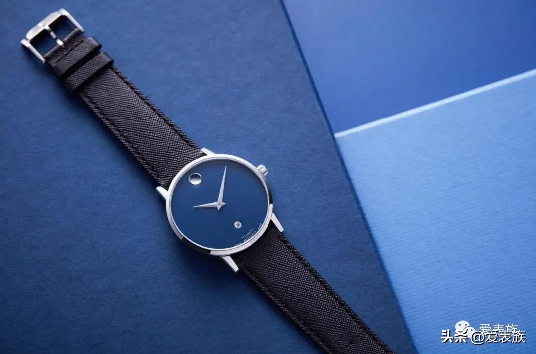 将简约注入腕表灵魂，它诠释了对时间独特的见解