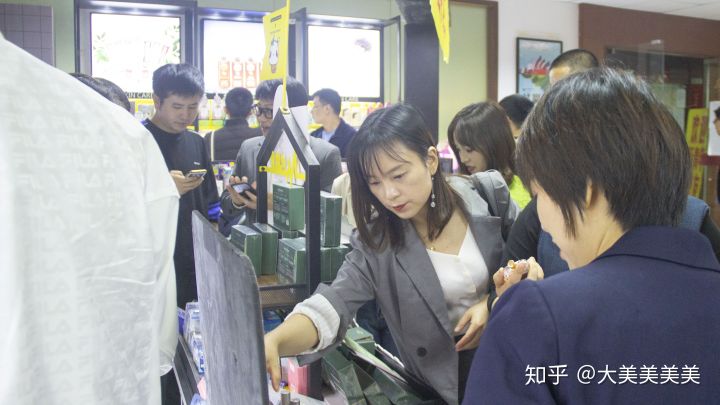 直播售假新闻,直播乱象调查珠宝售假