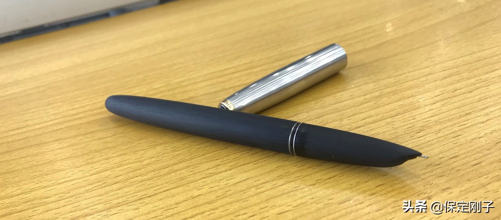 练钢笔字选什么样的钢笔好,初学硬笔书法选择哪种钢笔