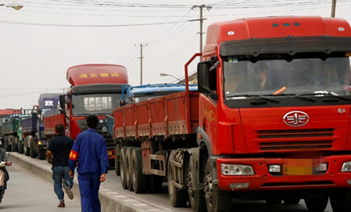 货主恶意欠运费老是不给,货主恶意拖欠司机的钱怎么办