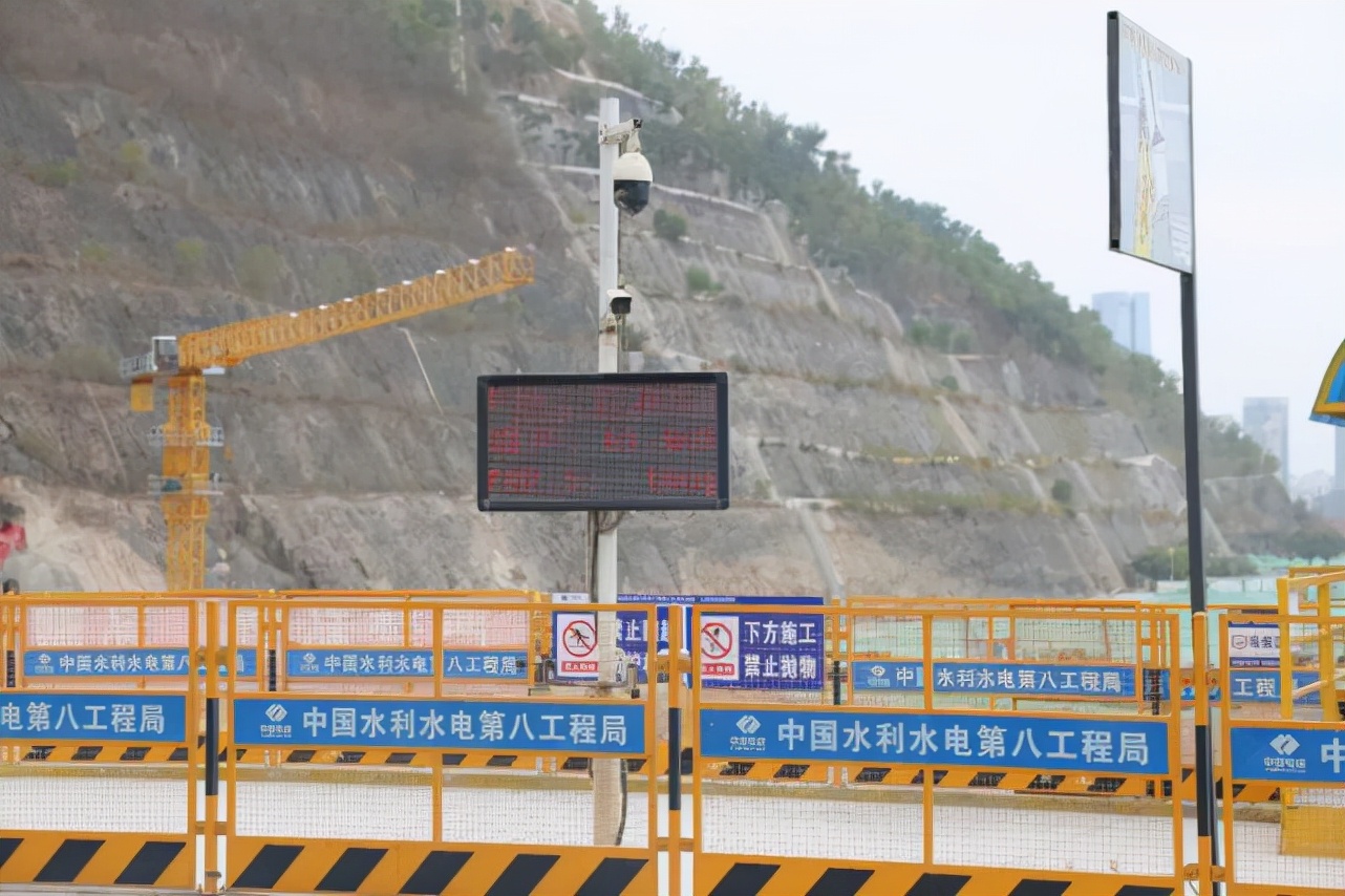 深圳地下停车场有多少个,深圳塘朗地铁停车场