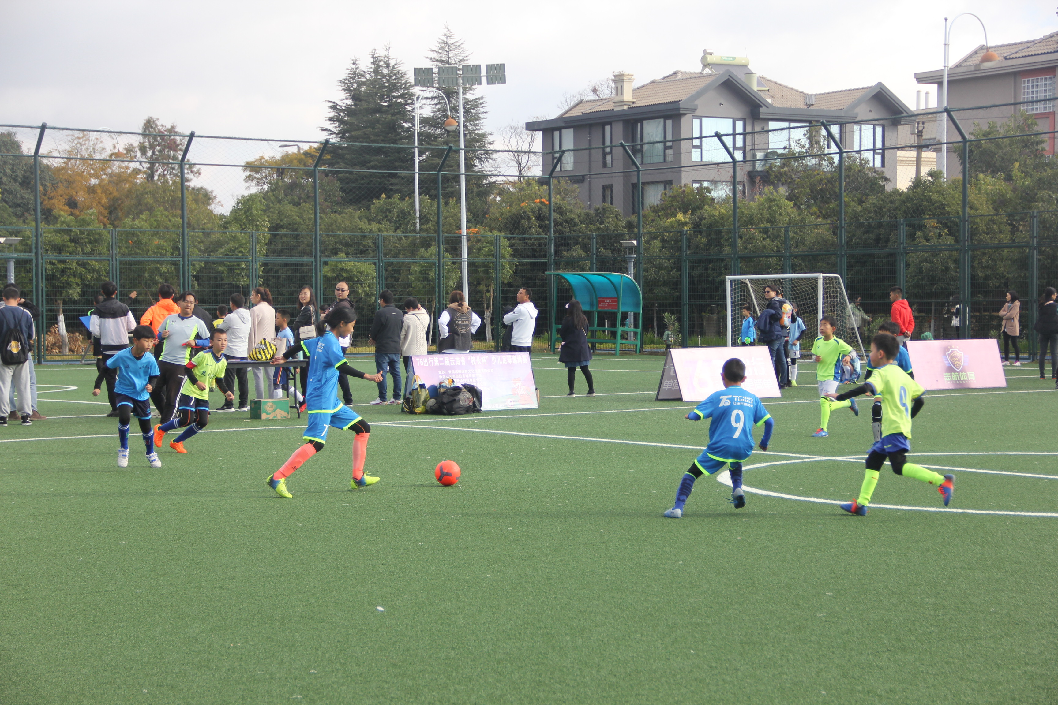 累了么科技待遇怎么样,助力青少年足球普及