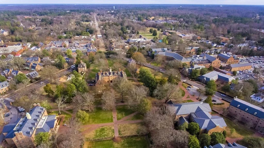 全美排名第二的公立大学,威廉玛丽学院是文理学院吗