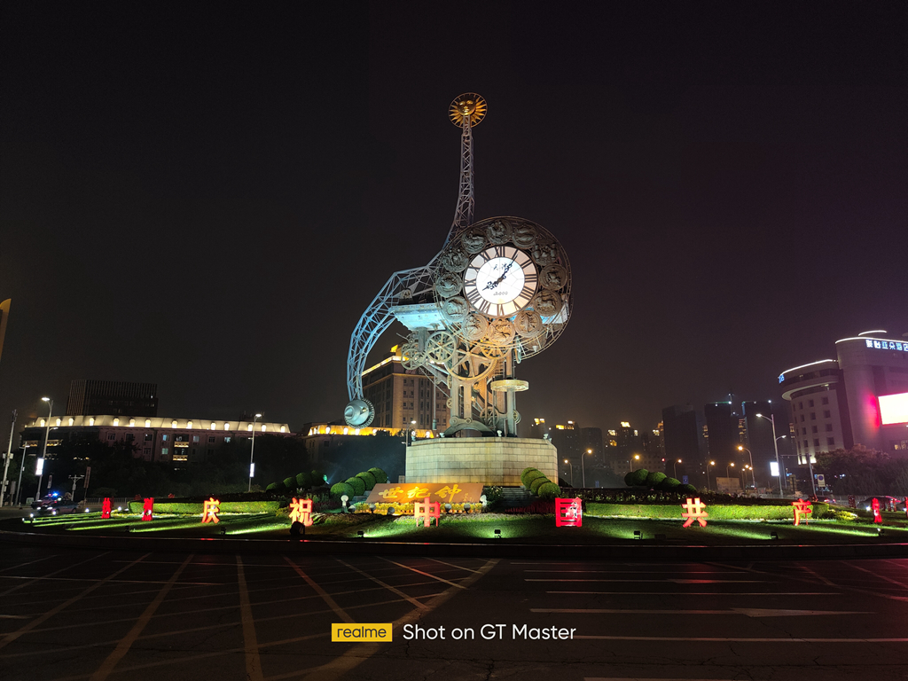 标准“水桶”级配置，realmeGT大师探索版评测，骁龙870+120Hz屏