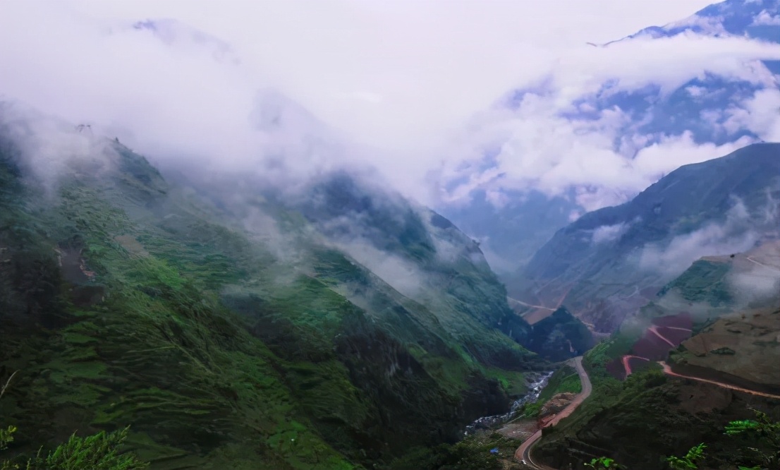 端午节景区迎来旅游小高峰,端午节青山旅游景区