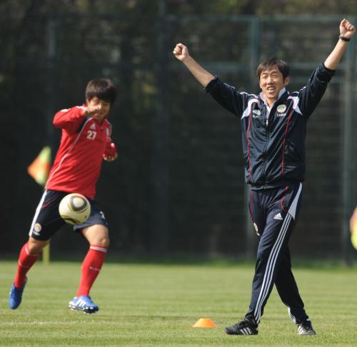 【十年】以史为镜，看2011年亚洲杯高洪波的“练兵说”是借口吗？