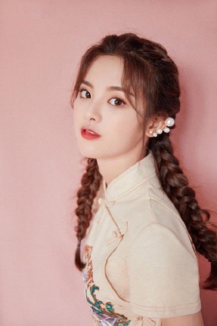 最新杨超越与赖美云,赖美云杨超越身高差