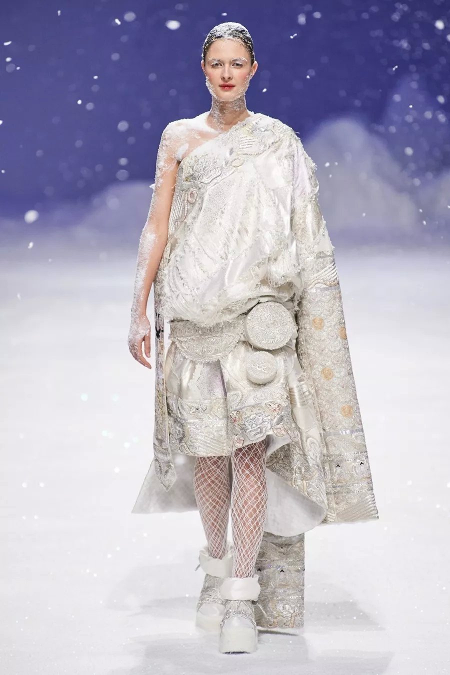 2020巴黎秋冬高定时装周完整版 (2019年春夏巴黎高定时装周)