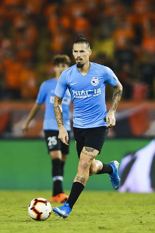 深度分析丨水土不服的哈姆西克能否成为新赛季大连人真核？