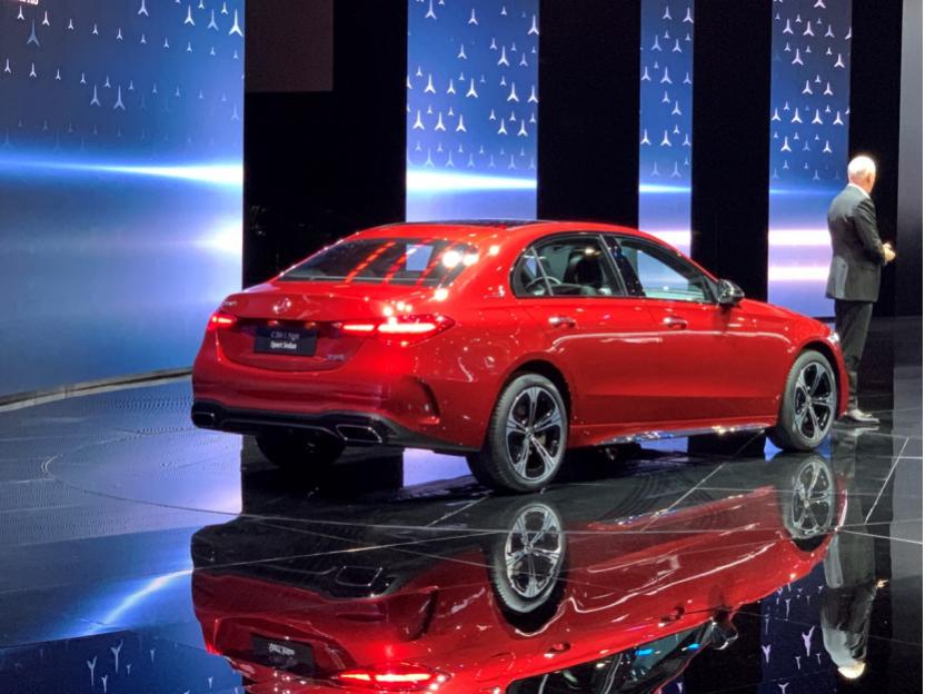 glc300换代抄底最好价格优惠多少,宝马5系抄底旧款还是等明年换代