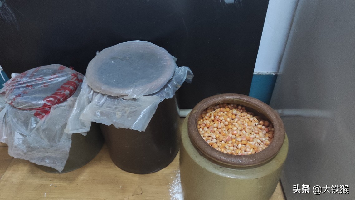 大师用玉米钓鱼怎样调漂,简单易学的钓鱼老玉米制作