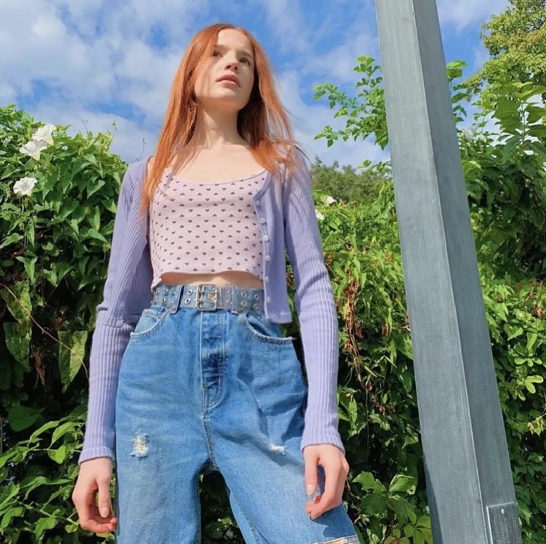 欧阳娜娜优衣库水桶包,欧阳娜娜优衣库卫衣