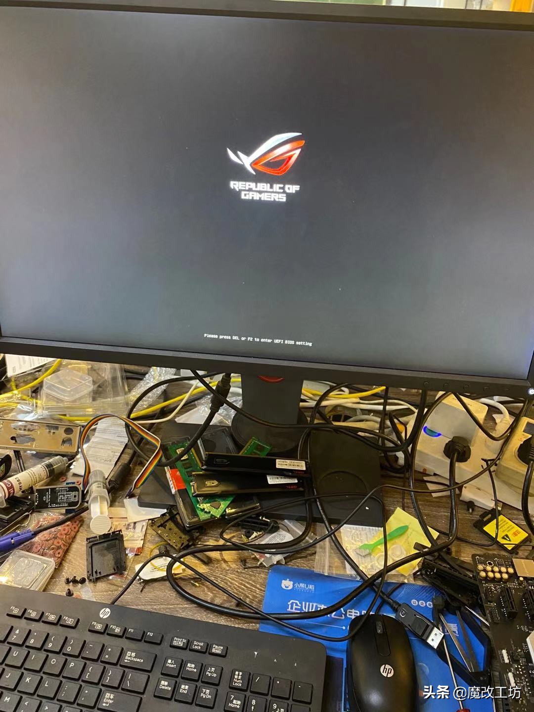 出厂即卡死！AMD锐龙5600X处理器+华硕ROG吹雪主板