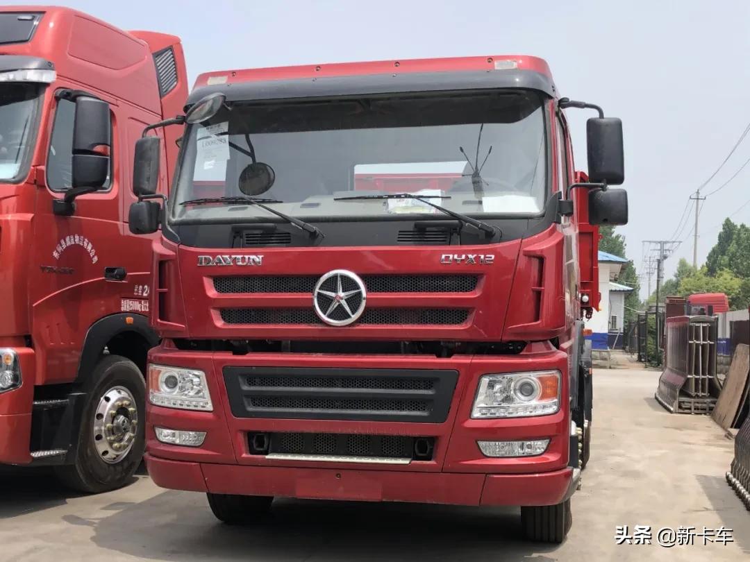 5款27万的平顶6x4牵引车型，经常走国道的卡友是不是都很熟悉？