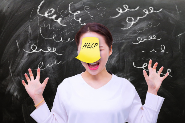 *耐基卡**：讨厌一个人，真的用不着翻脸