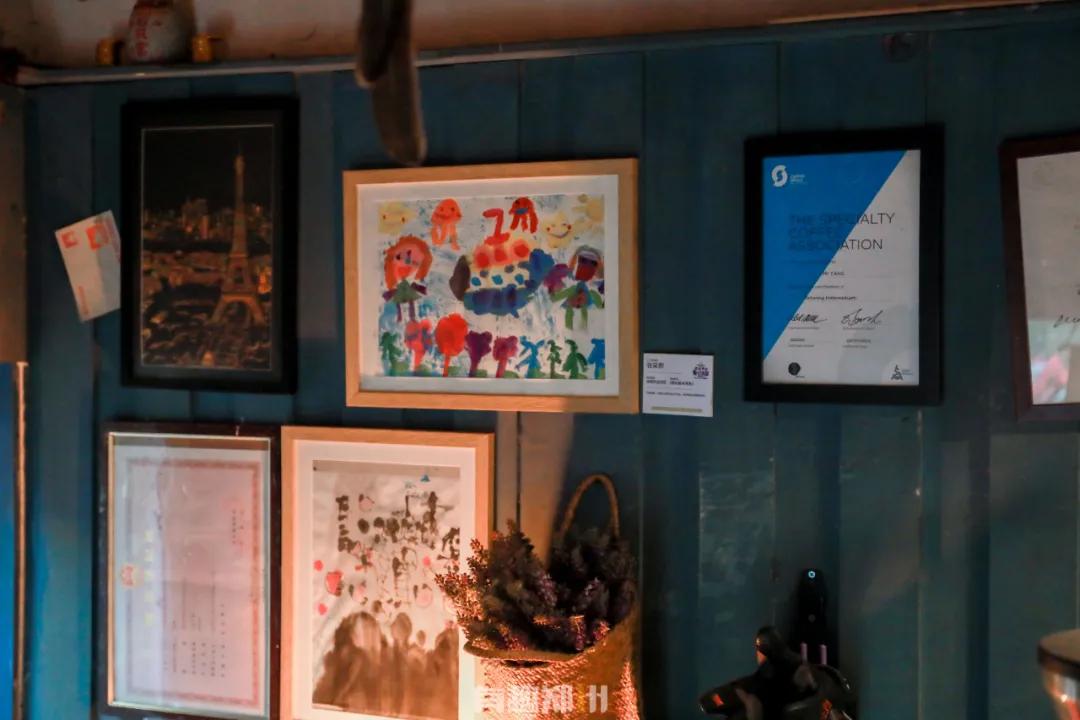 北街13号咖啡馆,隐藏在巷子里的一家复古咖啡店