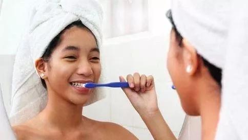 口臭怎么办去除口臭的12个方法,口臭怎么办去除口臭的小窍门