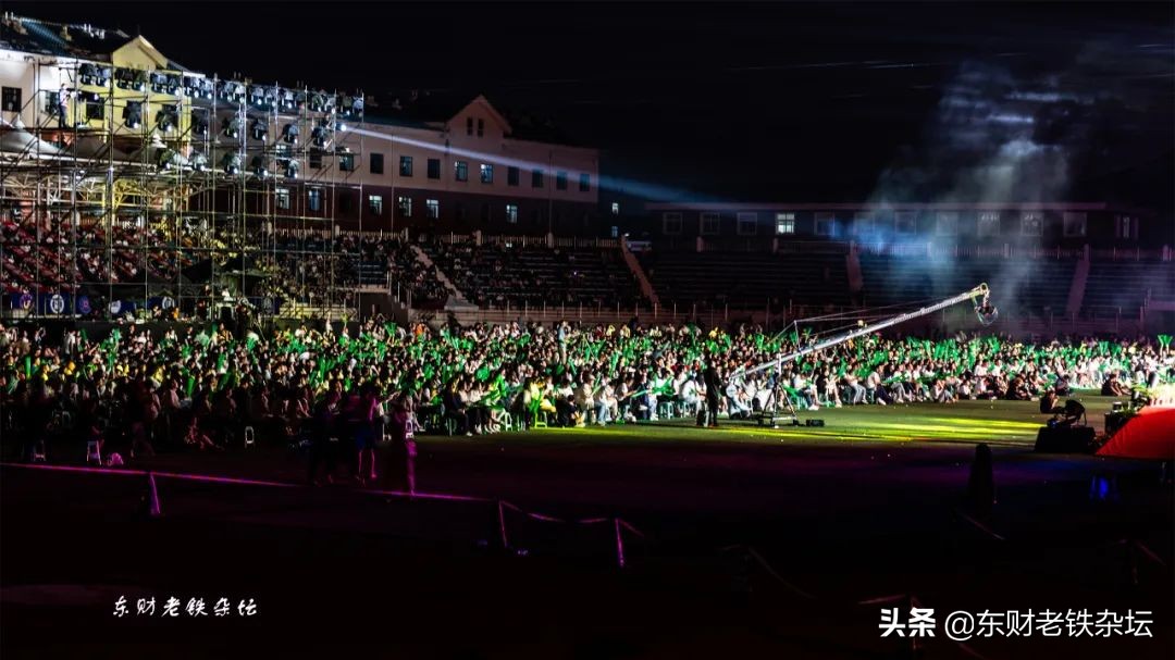 梦幻光雾山夜景演出,梦幻光影星空馆