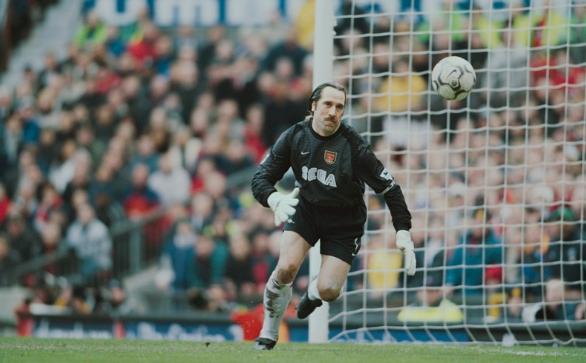 英超守门员零封排名,英超历史上第一位门将绝杀