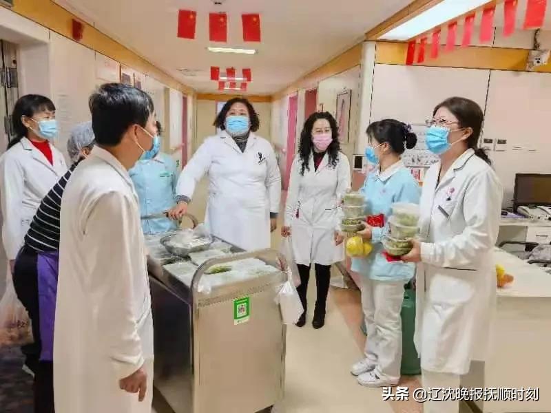 新春走基层守护旅客安全回家路,新春走基层坚守一线为健康护航