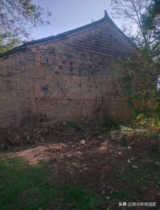 陕西15岁少年遇害埋尸案开庭，6嫌犯被控故意伤害致人死亡罪，死者家人提500万精神损害抚慰金，要求重判凶手