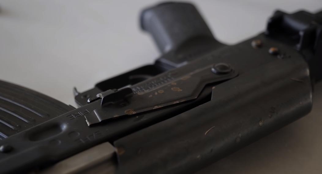 ak和ar哪个更好,ar跟ak谁最厉害