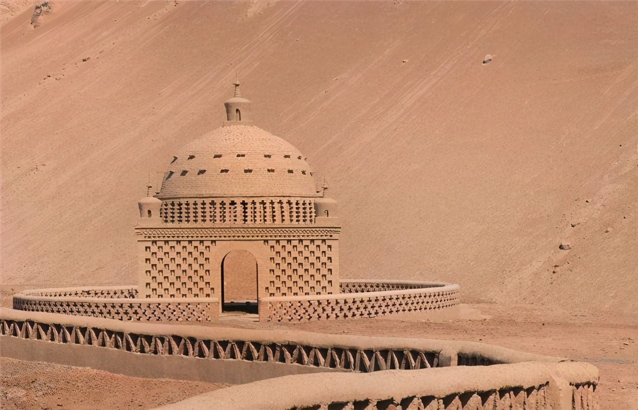 海外代购贩卖奢侈品,女子海外代购