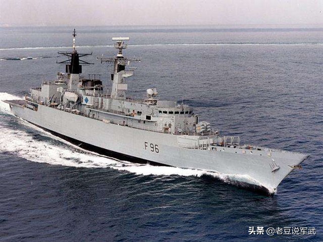 现代战舰主动防空武器,现代战舰能攻击水面目标的自卫炮