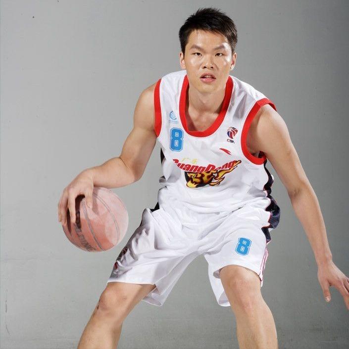 揭秘朱芳雨与现任妻子的恩爱秘密,朱芳雨三次婚姻