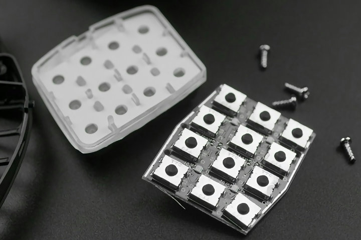 雷蛇鼠标那伽梵蛇重量多少,雷蛇那伽梵蛇进化版更换鼠标微动