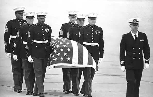 上世纪卡莫雷拉事件始末，非人折磨30多小时，电视剧也不敢这么演