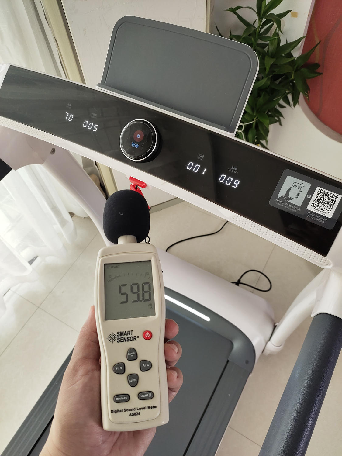 亿健精灵s7跑步机和亿健精灵pro,宅在家也能运动