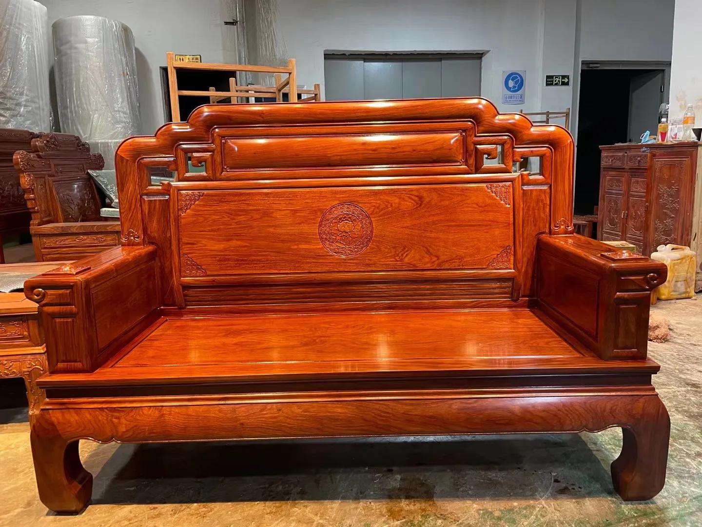 国标红木刺猬紫檀和红酸枝哪个好,刺猬紫檀是不是国标红木