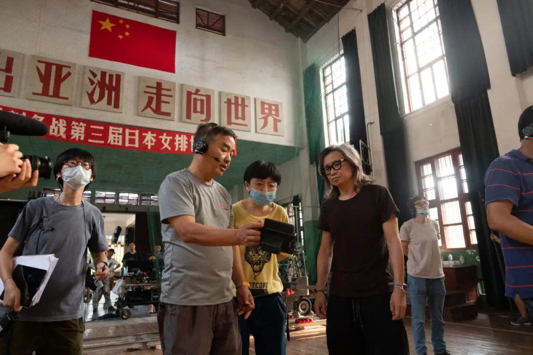 峰暴电影朱一龙怎么拍摄的,朱一龙徒手攀岩花絮