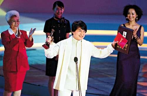 石班瑜为周星驰配音第一部,周星驰翻译石班瑜