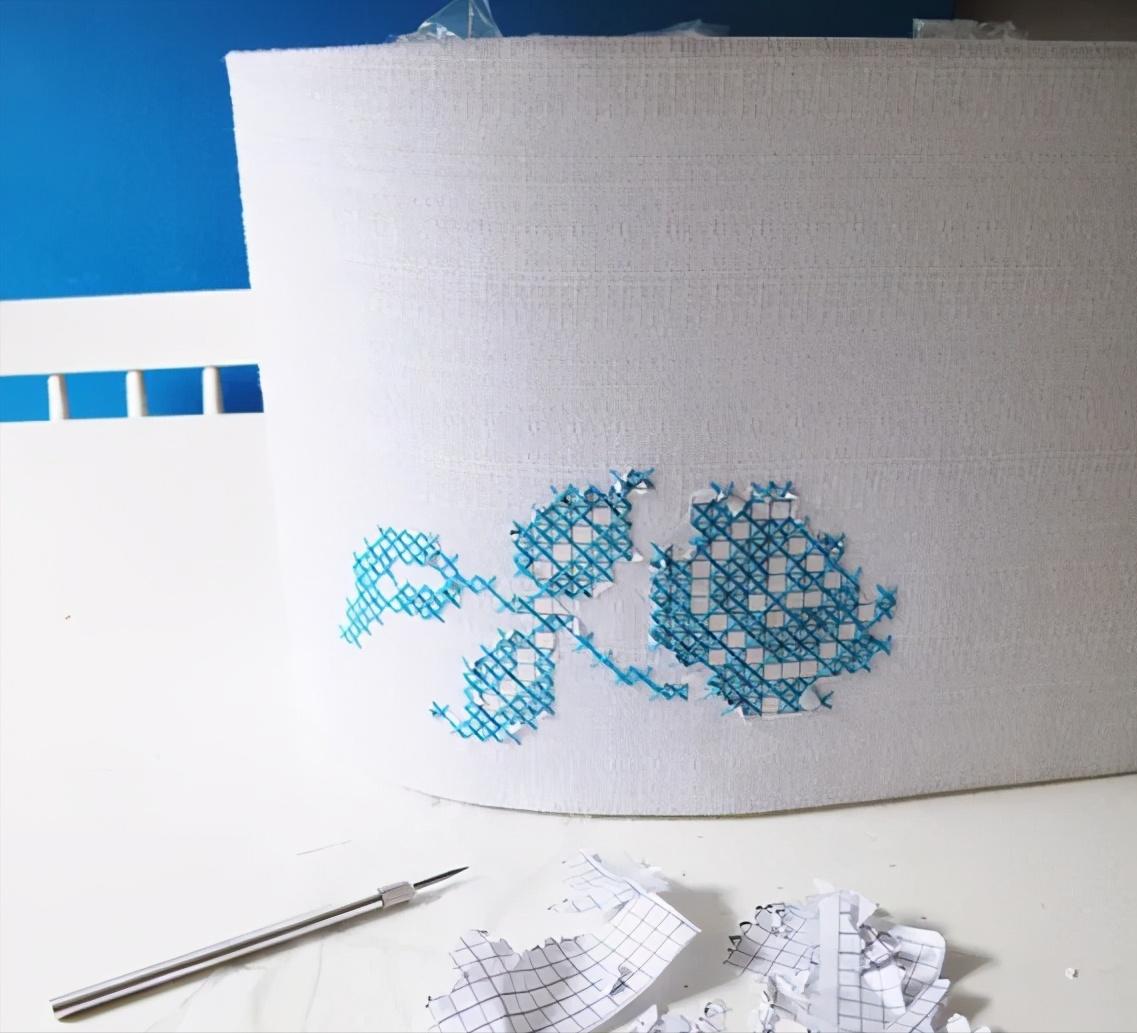 十字绣拿不住了应该怎么绣,以前的十字绣怎么能洗掉