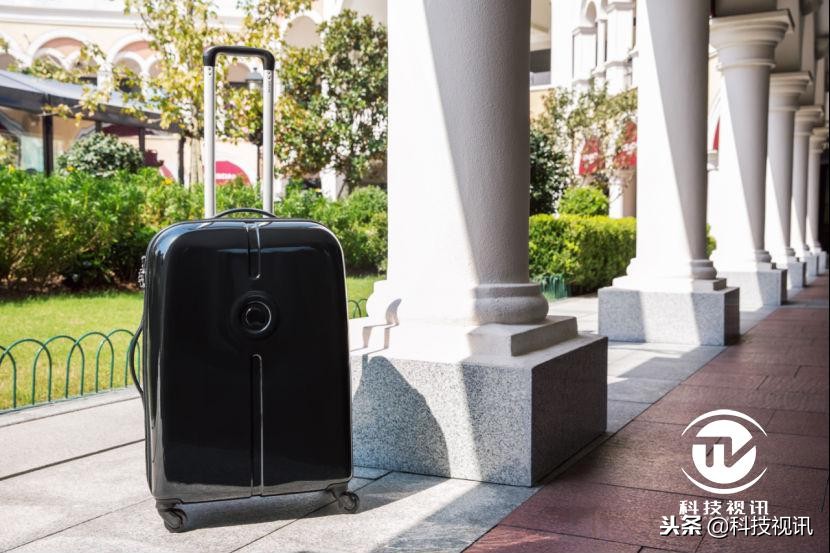 delsey行李箱巴黎哪个店有卖,delsey行李箱平底轮子