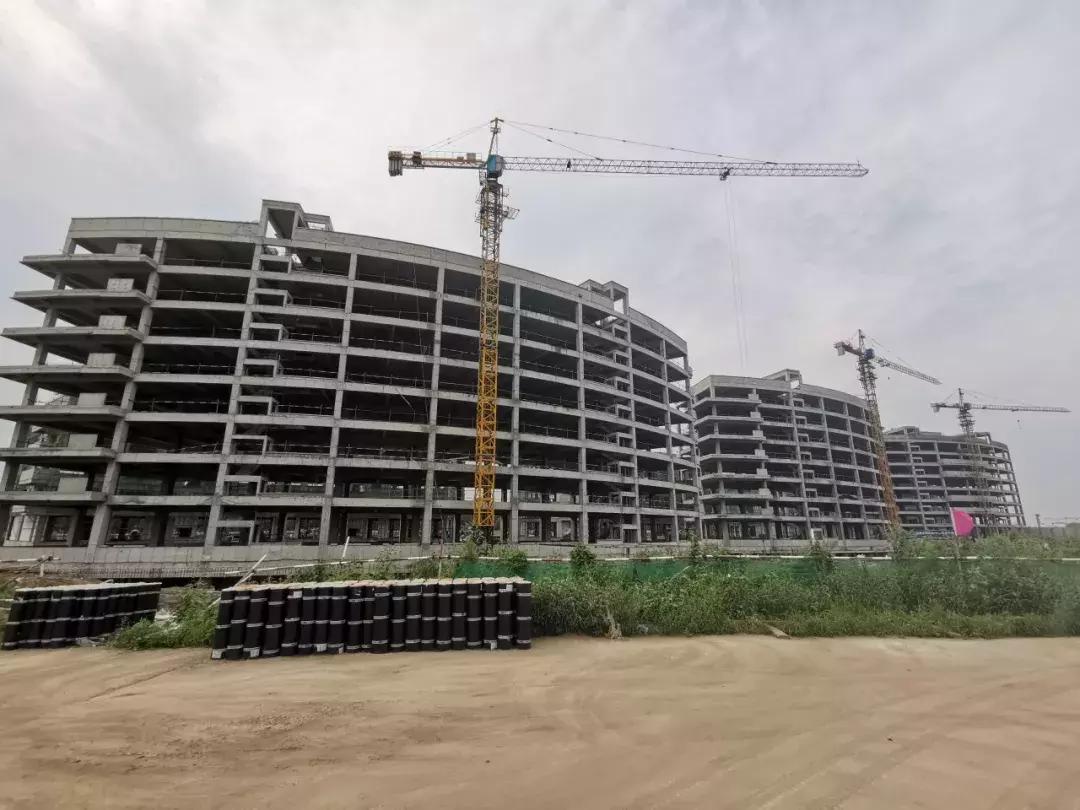 有人说：北湖除了住宅，啥也没有！欧亚说：我复工了