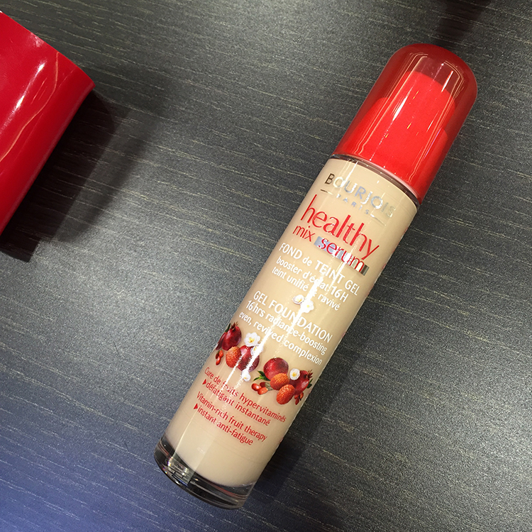 100元以内的粉底液持久,美宝莲粉底液superstay112和112n