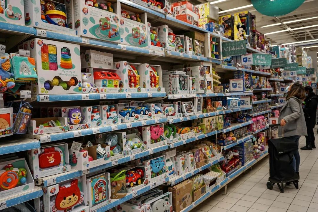 孩子每天都要买玩具怎么拒绝,到底该不该给孩子买玩具