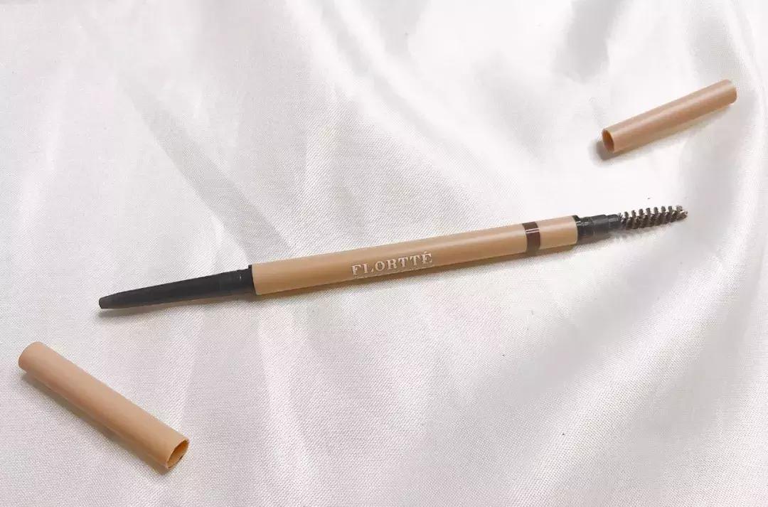 最流行的眉笔画出来特好看,便宜好用能画出根根分明的眉笔