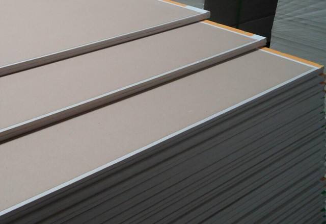 一个吊顶要价一万多,吊顶一张石膏板价格